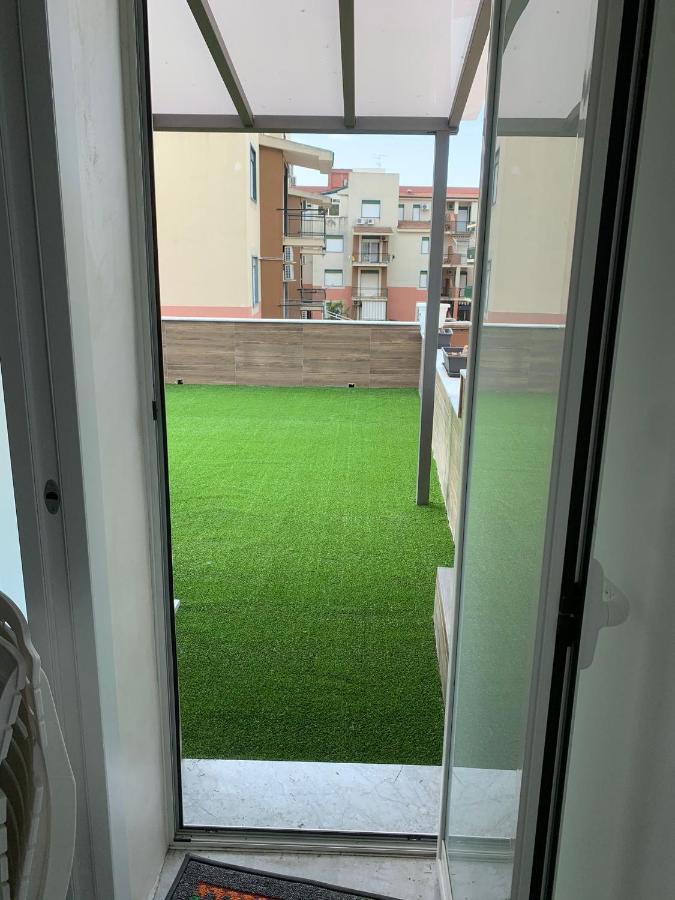 Le Rocce Nere Apart otel Giardini Naxos Dış mekan fotoğraf