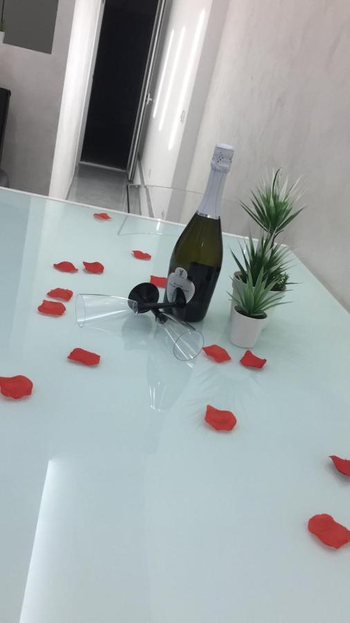 Le Rocce Nere Apart otel Giardini Naxos Dış mekan fotoğraf